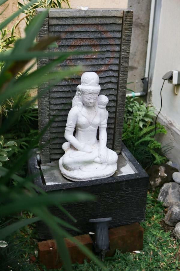 The Jepun Room And House Canggu  Exterior photo